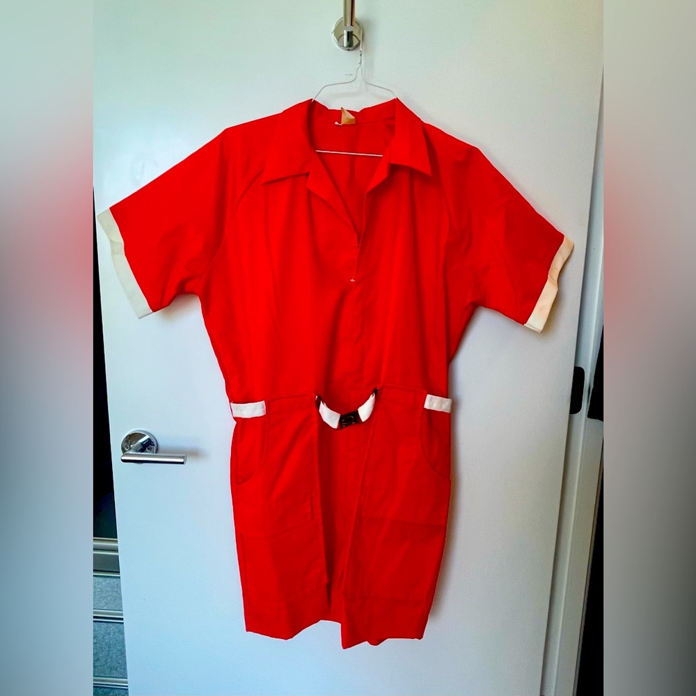 Vintage 1970’s Bill Perry Zip Front Short Sleeve Jumpsuit. Mens Size L